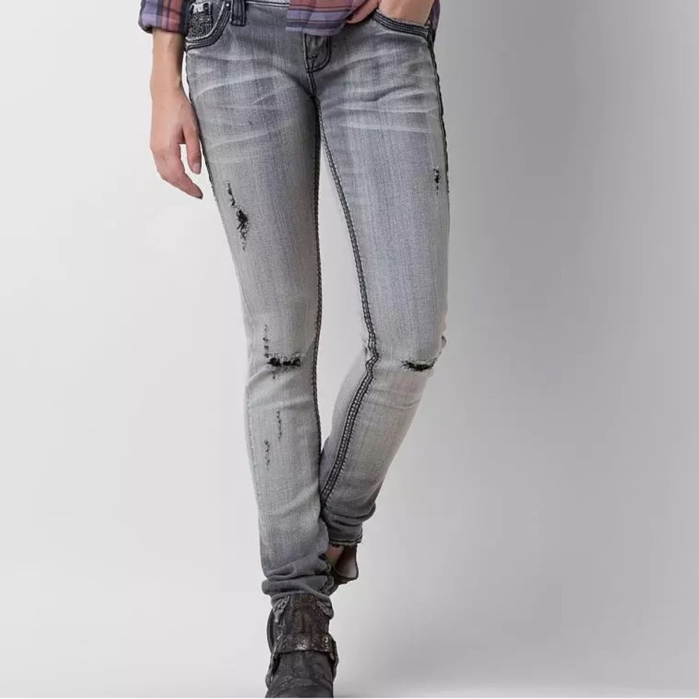 🎶sold🎶Rock Revival Betty Skinny Jeans